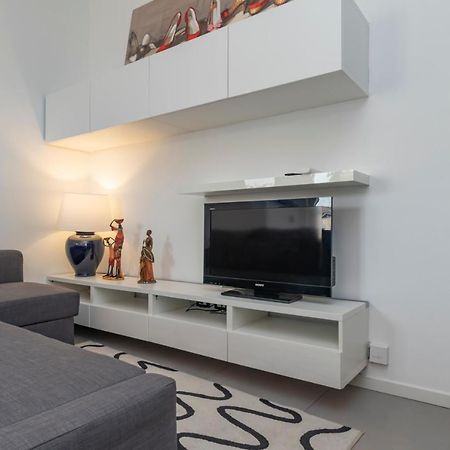 Cosy 1 Bed Flat With Terrace Apartamento Milán Exterior foto