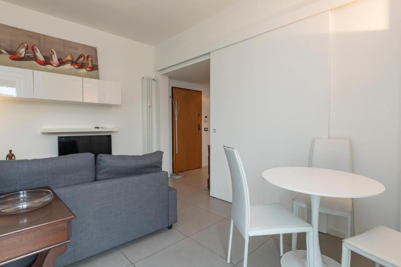 Cosy 1 Bed Flat With Terrace Apartamento Milán Exterior foto