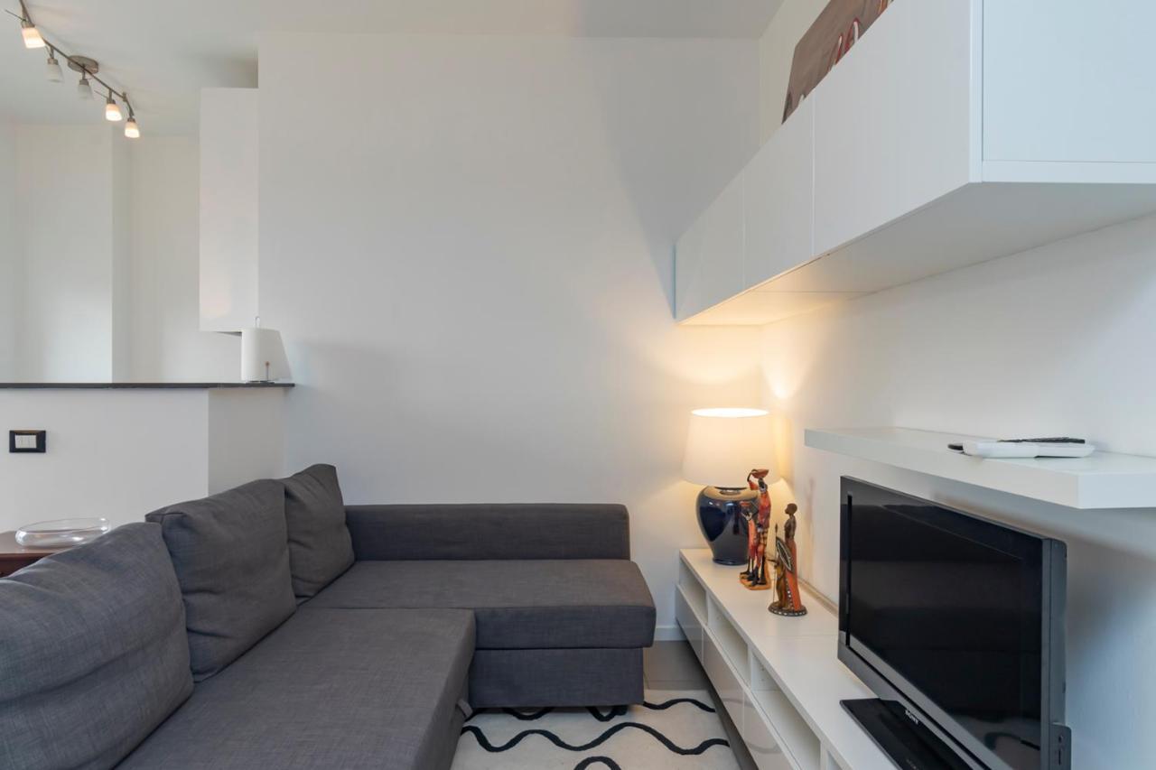 Cosy 1 Bed Flat With Terrace Apartamento Milán Exterior foto
